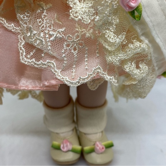 Bradley’s Collectible Doll Porcelain Pouts Pouty Corinna 542 13” Victorian NEW - Picture 9 of 15